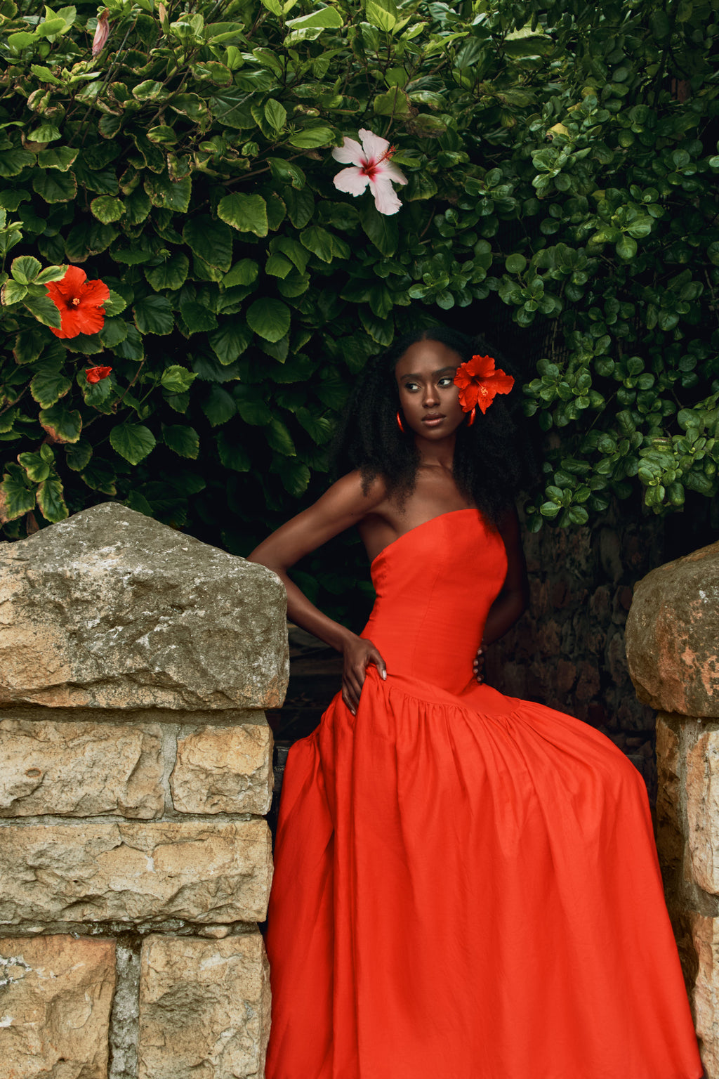Amara Linen Strapless Dress