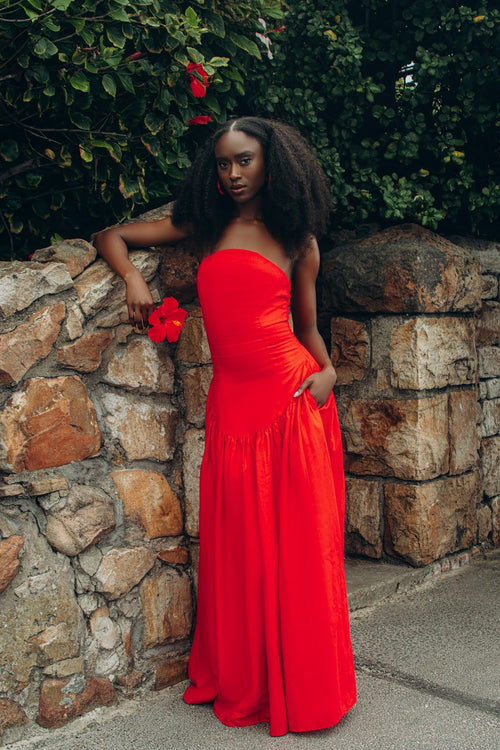 Amara — Red Linen Strapless Dress